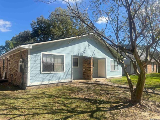 3251 King Bradford Dr, Baton Rouge, LA 70816