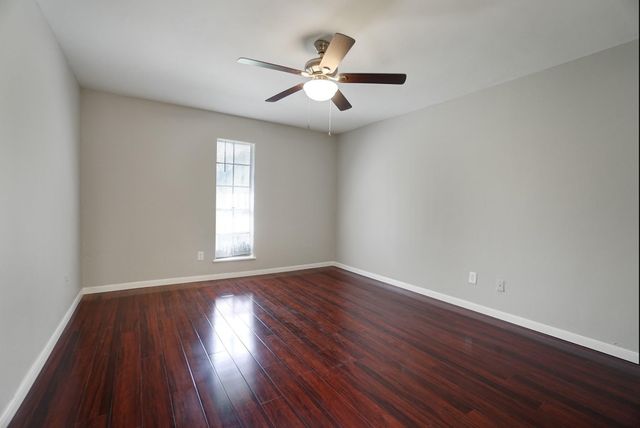 1833 Country Village Boulevard, Humble, TX 77338