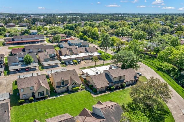 1833 Country Village Boulevard, Humble, TX 77338