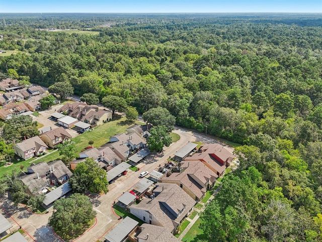 1833 Country Village Boulevard, Humble, TX 77338