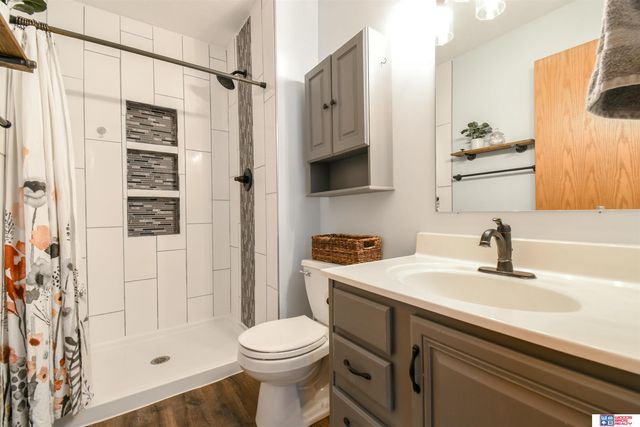 5136 W Sparrow Lane, Lincoln, NE 68528