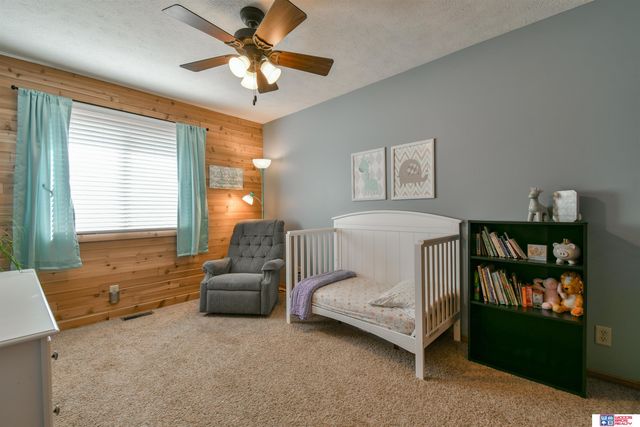 5136 W Sparrow Lane, Lincoln, NE 68528