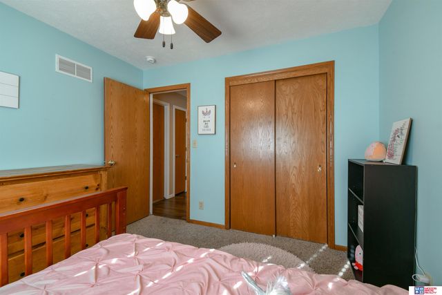 5136 W Sparrow Lane, Lincoln, NE 68528