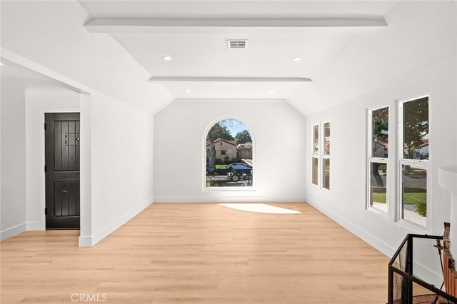 7700 Brighton, Los Angeles, CA 90047