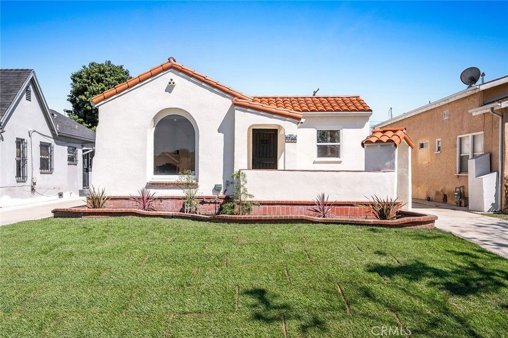 7700 Brighton, Los Angeles, CA 90047