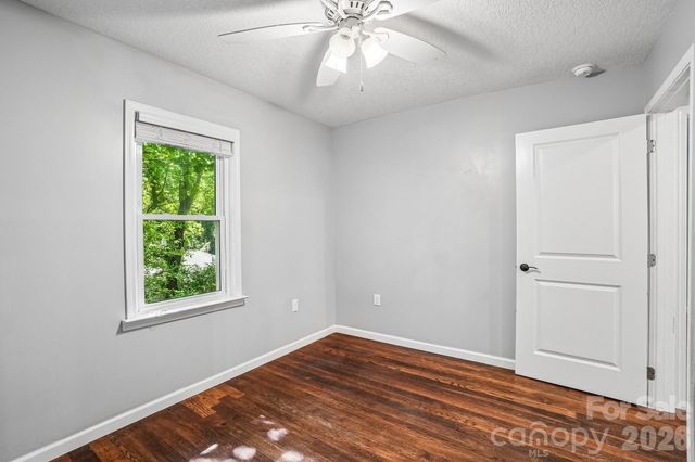 3 View Street, Asheville, NC 28803