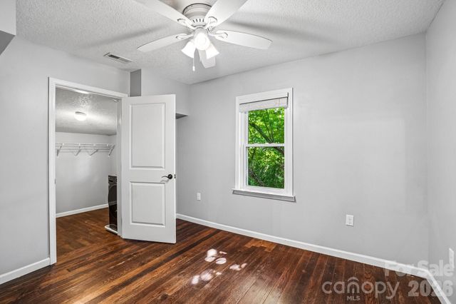 3 View Street, Asheville, NC 28803