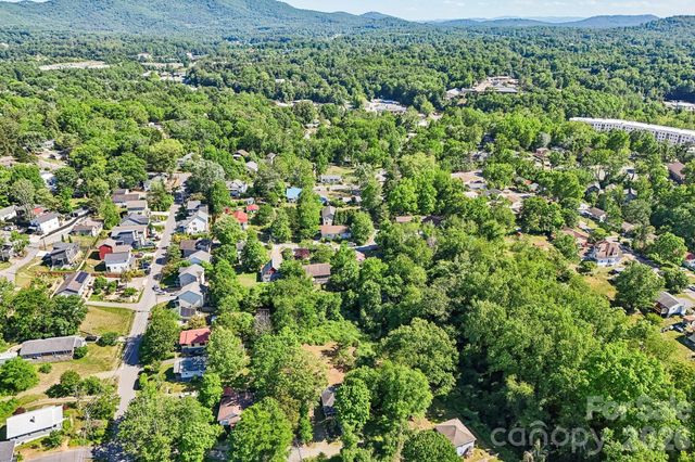 3 View Street, Asheville, NC 28803