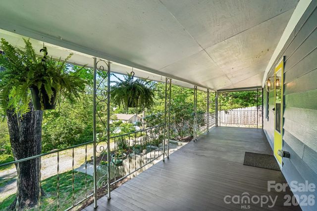 3 View Street, Asheville, NC 28803