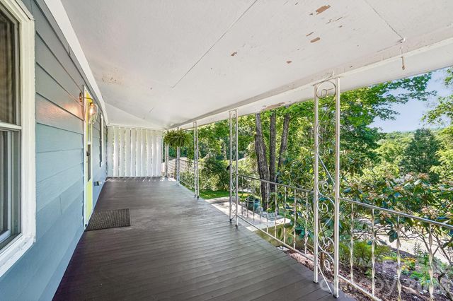 3 View Street, Asheville, NC 28803