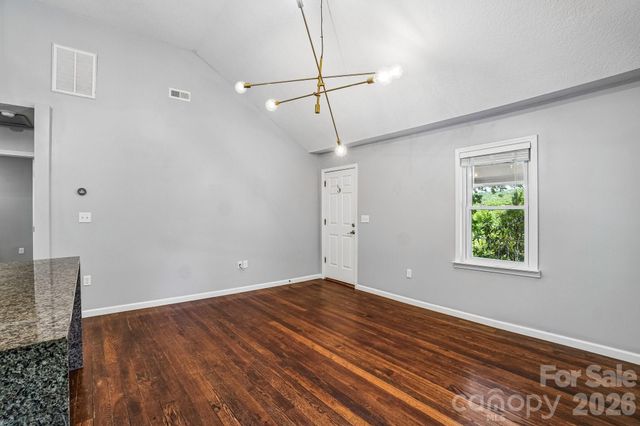 3 View Street, Asheville, NC 28803