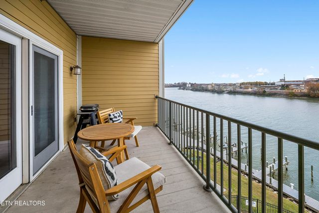 3001 River Towne Way 402, Knoxville, TN 37920