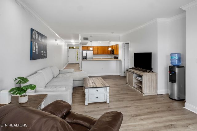 3001 River Towne Way 402, Knoxville, TN 37920