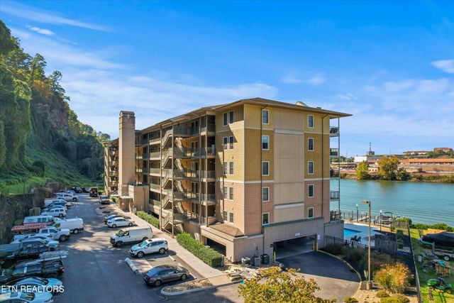 3001 River Towne Way 402, Knoxville, TN 37920