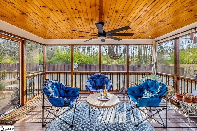 324 Carters Creek Court, Simpsonville, SC 29681