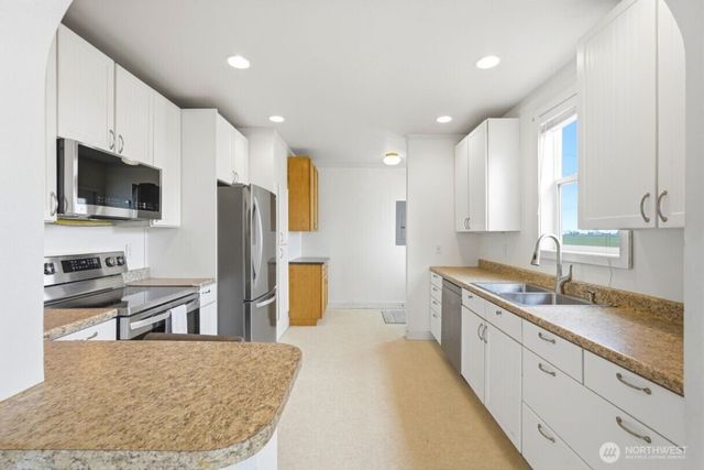 19500 Dahlstedt Road, Burlington, WA 98233