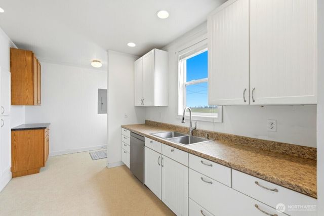 19500 Dahlstedt Road, Burlington, WA 98233
