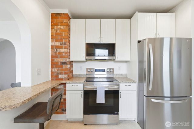 19500 Dahlstedt Road, Burlington, WA 98233