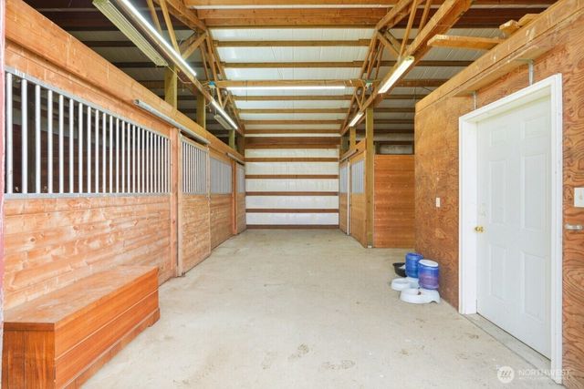 19500 Dahlstedt Road, Burlington, WA 98233