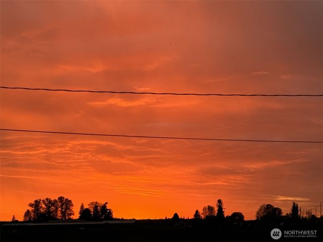 19500 Dahlstedt Road, Burlington, WA 98233