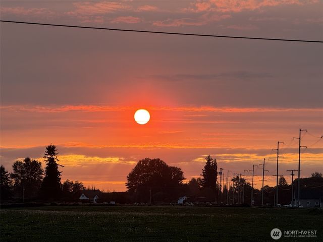 19500 Dahlstedt Road, Burlington, WA 98233