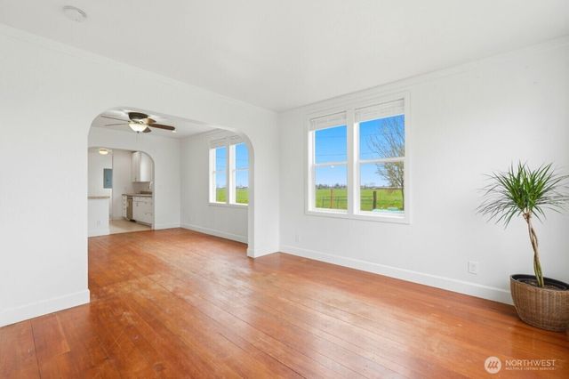 19500 Dahlstedt Road, Burlington, WA 98233