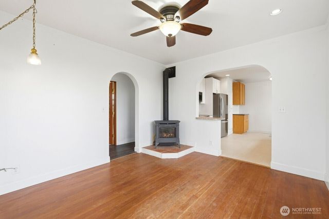 19500 Dahlstedt Road, Burlington, WA 98233