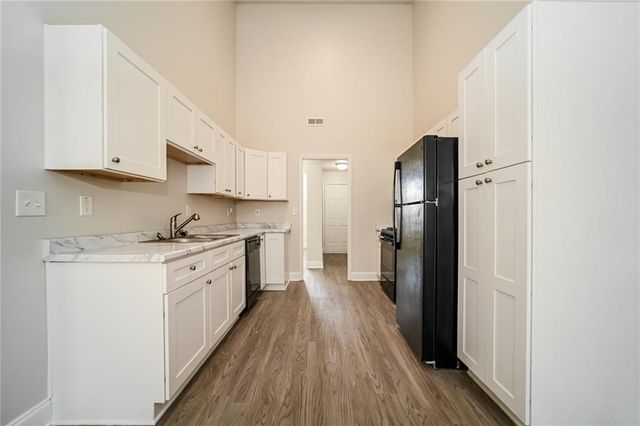 80 Knolls Ridge, Hampton, GA 30228