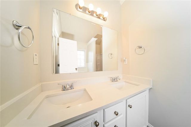 80 Knolls Ridge, Hampton, GA 30228