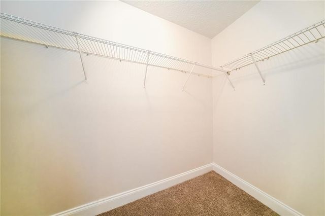 80 Knolls Ridge, Hampton, GA 30228