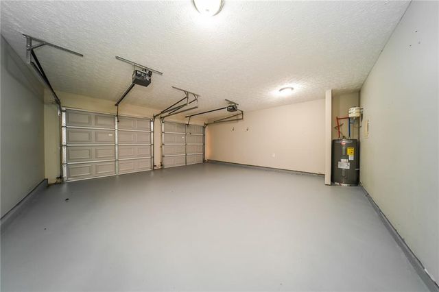 80 Knolls Ridge, Hampton, GA 30228