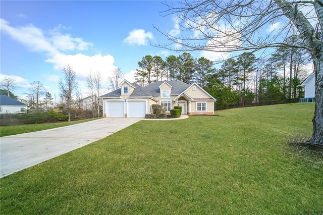 80 Knolls Ridge, Hampton, GA 30228