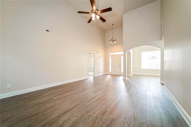 80 Knolls Ridge, Hampton, GA 30228