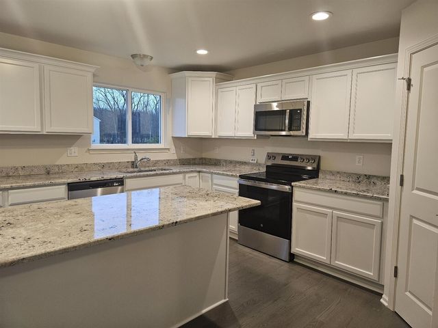 10637 Valley View Drive, Saline, MI 48176