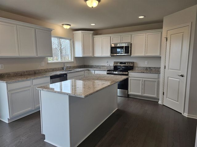 10637 Valley View Drive, Saline, MI 48176