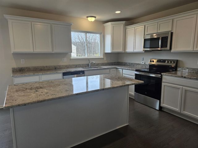 10637 Valley View Drive, Saline, MI 48176