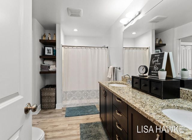 14890 Canary Drive, Grand Haven, MI 49417