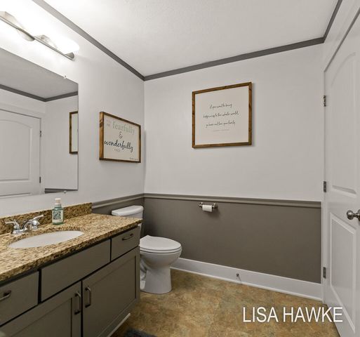 14890 Canary Drive, Grand Haven, MI 49417