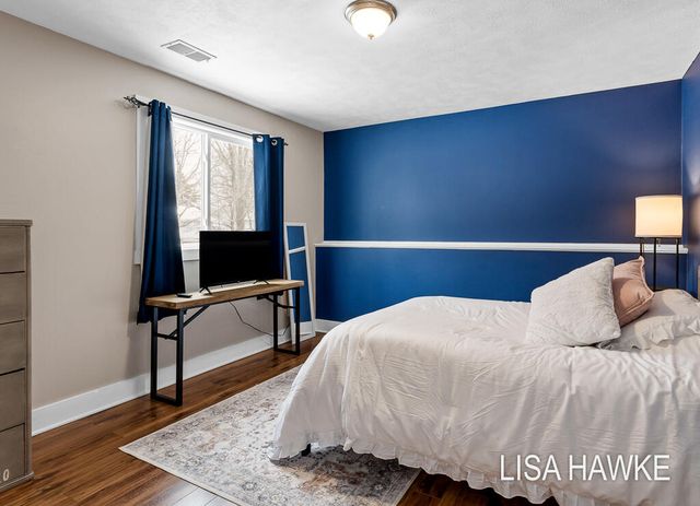 14890 Canary Drive, Grand Haven, MI 49417