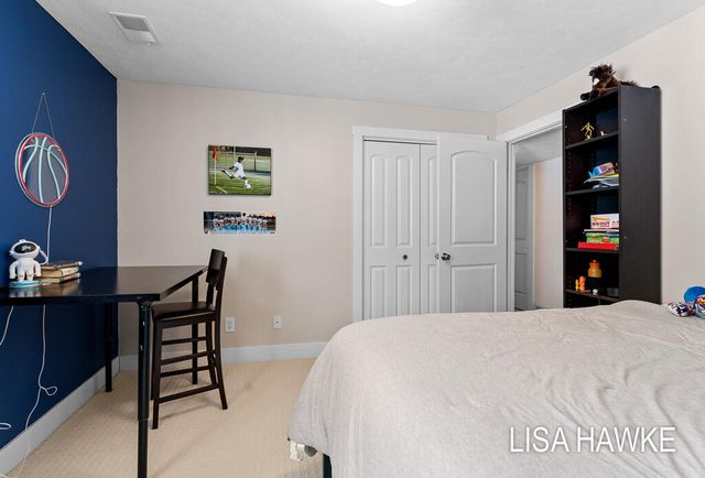 14890 Canary Drive, Grand Haven, MI 49417