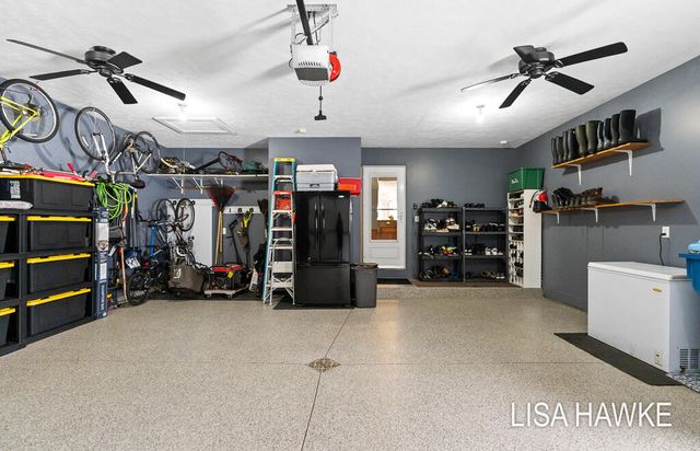 14890 Canary Drive, Grand Haven, MI 49417