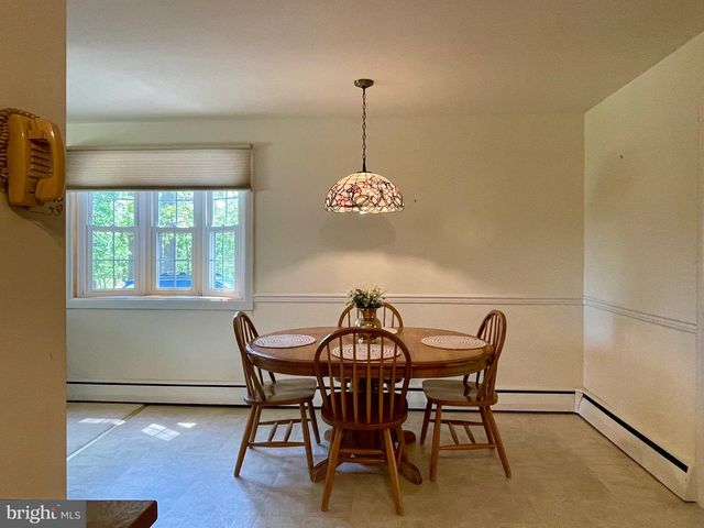 129 S LIMERICK RD, Royersford, PA 19468