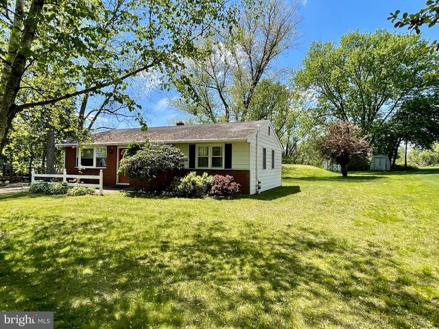 129 S LIMERICK RD, Royersford, PA 19468
