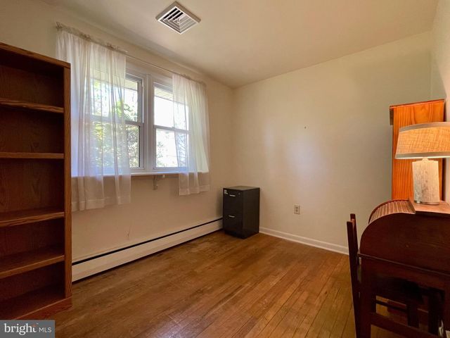 129 S LIMERICK RD, Royersford, PA 19468