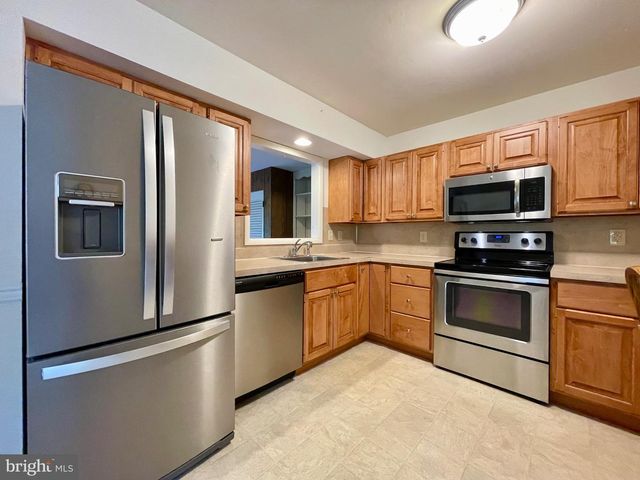 129 S LIMERICK RD, Royersford, PA 19468
