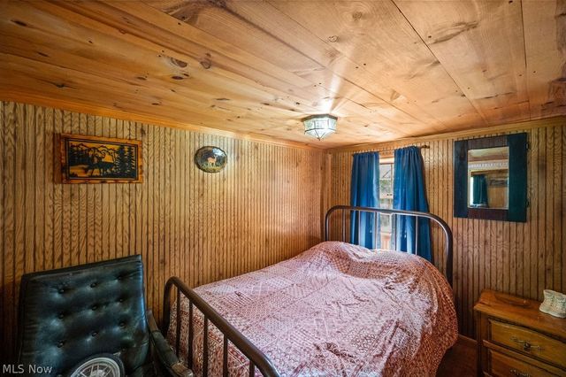227 Exline Camp Road, Elizabeth, WV 26143