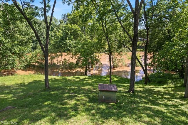 227 Exline Camp Road, Elizabeth, WV 26143