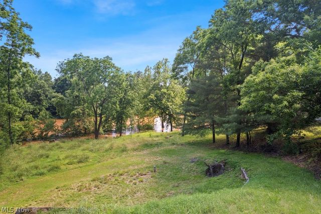 227 Exline Camp Road, Elizabeth, WV 26143