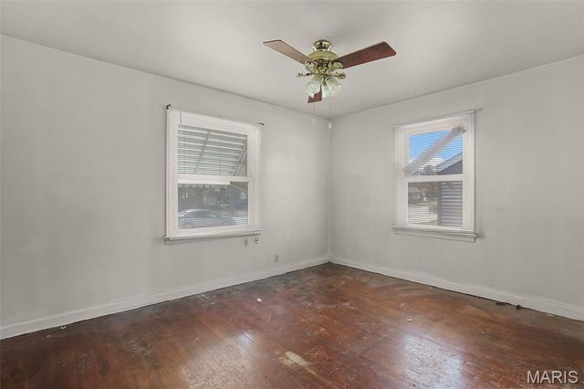 8143 Airport Road, St Louis, MO 63134