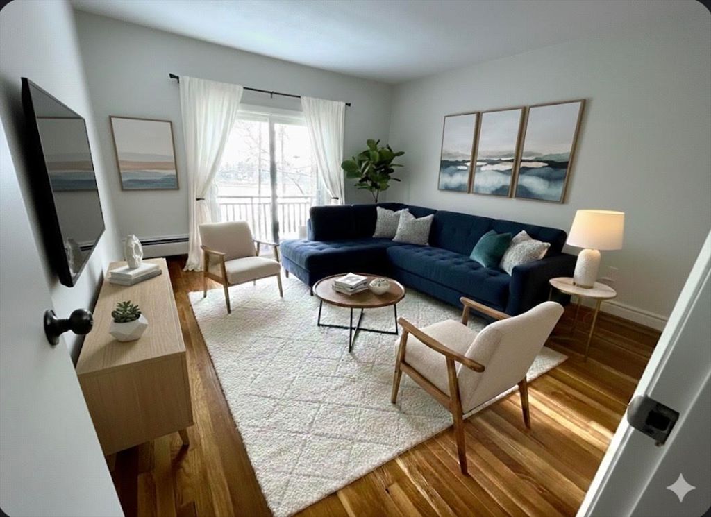 94 B Charles River Rd. B, Waltham, MA 02453